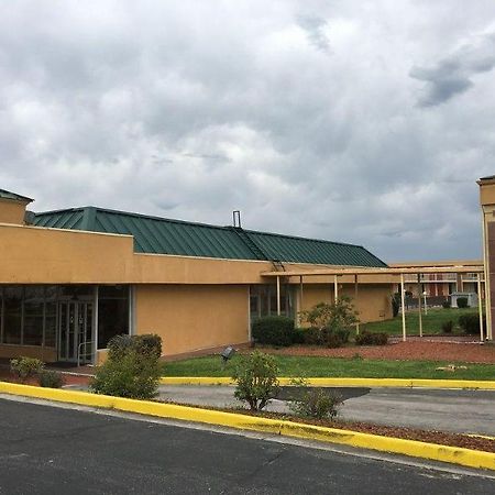 Motel 6 Alcoa Exterior photo
